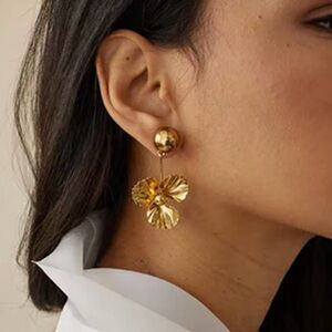 Gold Boho Flower Dangle Drop Earrings